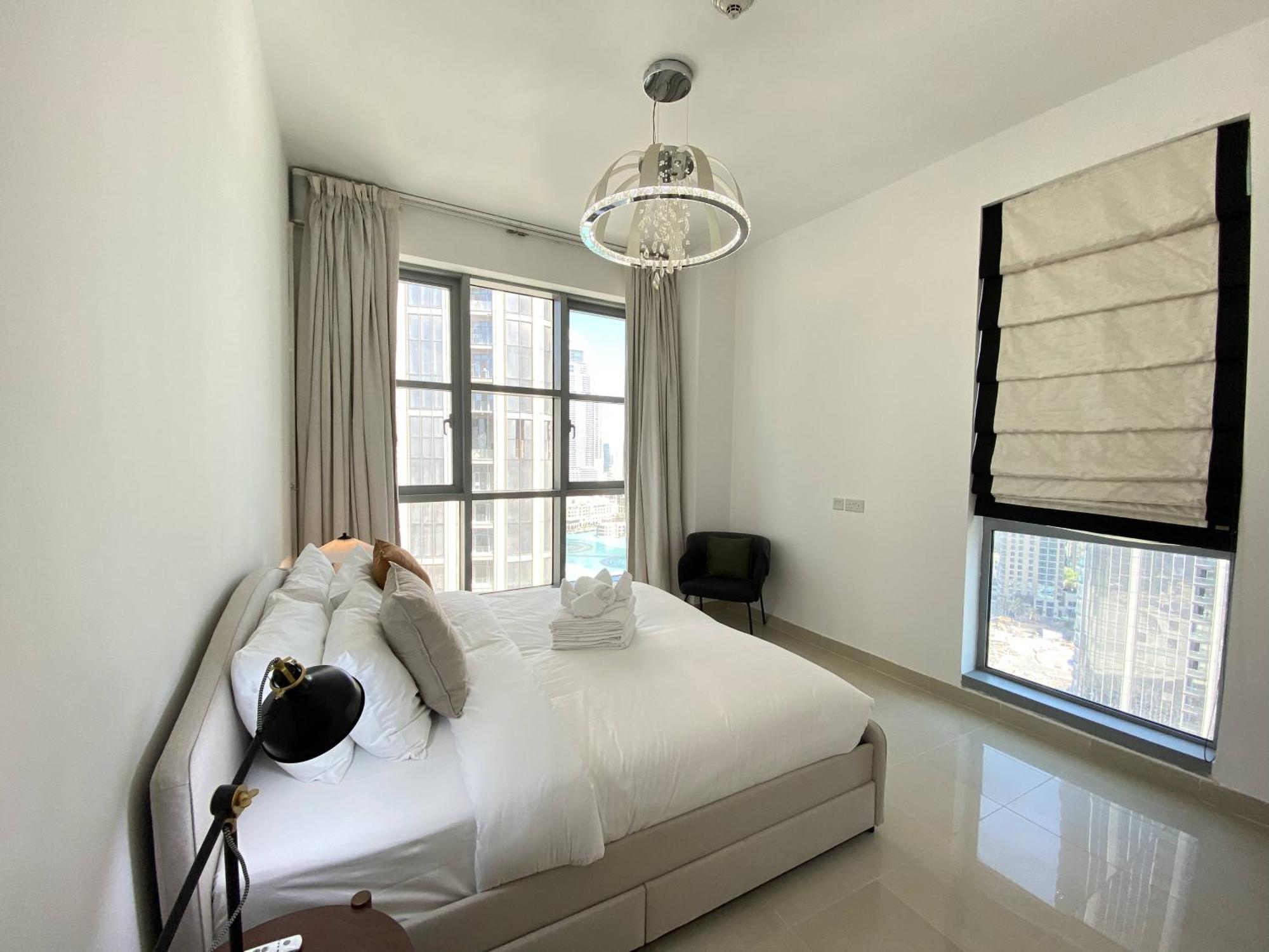 Lux Bnb Standpoint Tower Burj & Fountain Views Dubai Exteriör bild