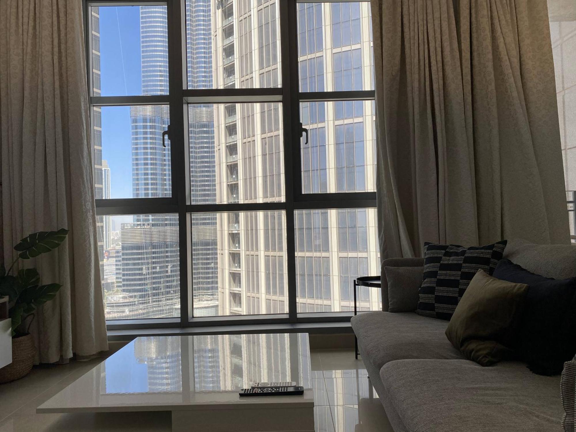 Lux Bnb Standpoint Tower Burj & Fountain Views Dubai Exteriör bild